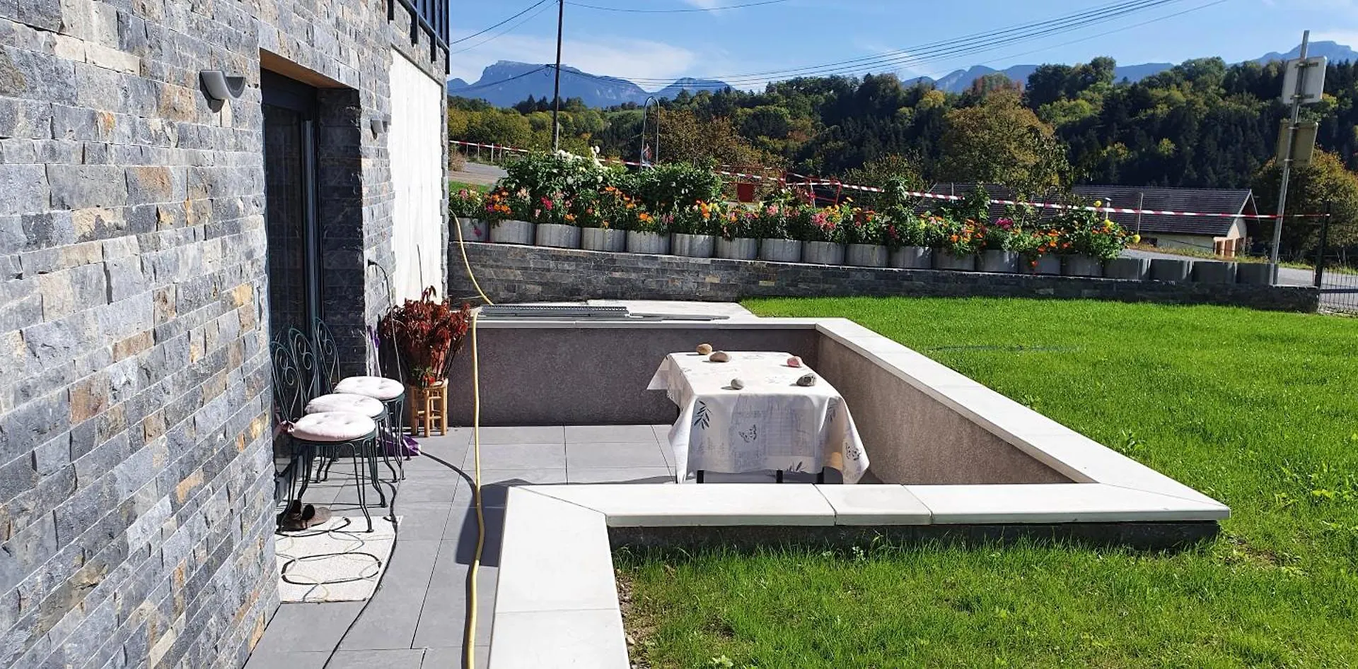 アパート Studio Dans Un Petit Village Entre Annecy - Geneve クリュゼイユ フランス